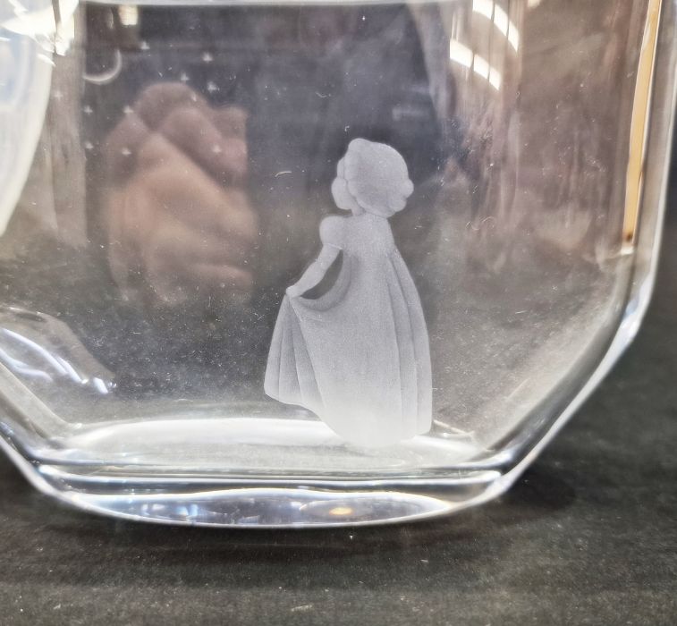 Arrers opalescent glass bowl decorated with hazelnuts amongst leaves, marked to centre, 24cm - Image 2 of 6