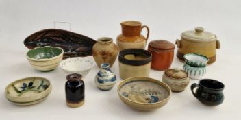 Mixed lot of studio pottery to include The Fulham Pottery jug, 'The Orkney Pottery' floral decorated