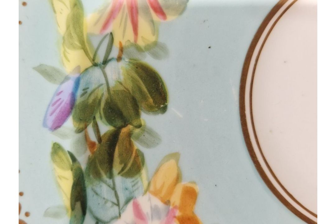 Collection of English and Continental pottery and porcelain, three Mintons pierced dessert plates - Image 18 of 35