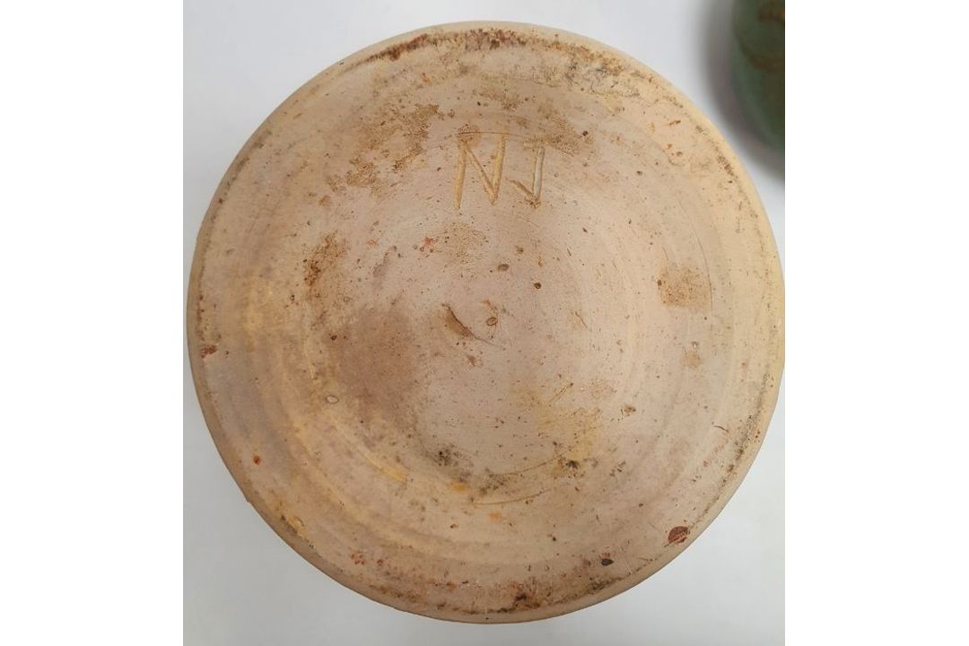 Peggy Ibbotson studio pottery pitcher with floral decoration on white ground 20cm, a pair of - Image 13 of 21