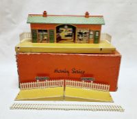 Hornby 'O' gauge boxed tinplate A852 Railway Station No.2 'Windsor'