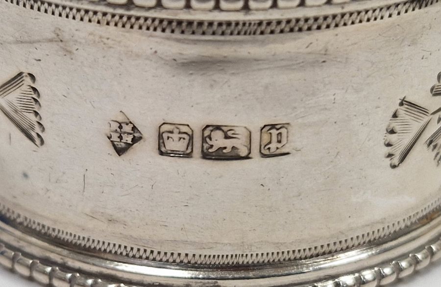Fourteen assorted silver and silver-coloured napkin rings, various patterns, 9ozt total approx. (14) - Image 5 of 9