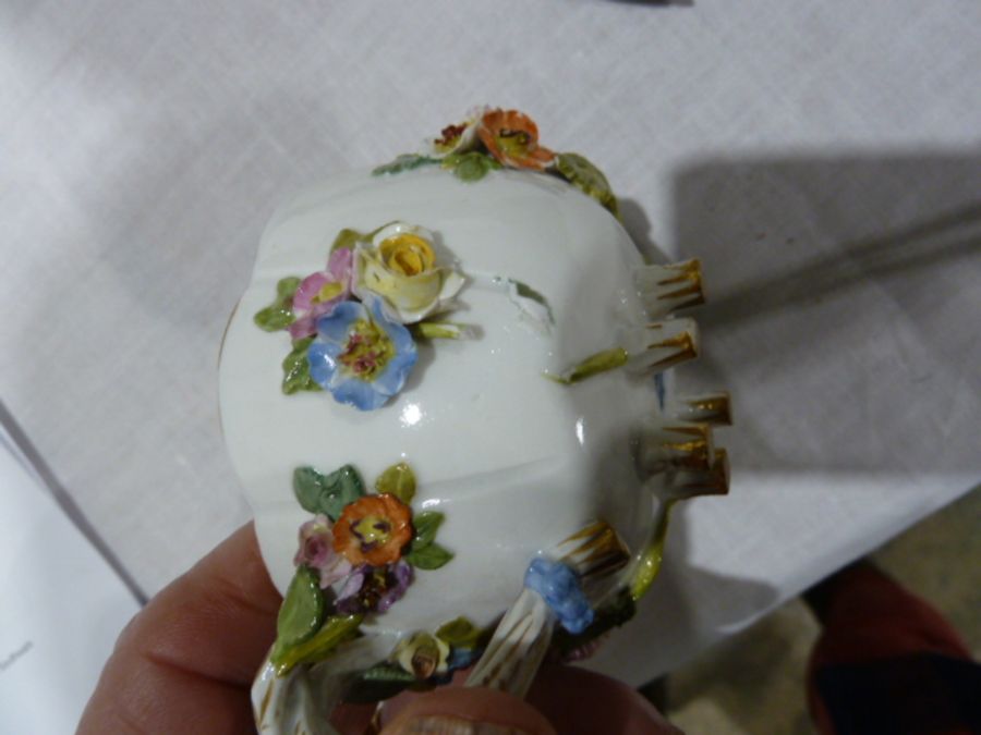 Two Meissen flower encrusted cabinet cups and saucers and a Continental porcelain lobed vase and - Image 6 of 14