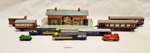 Hornby '00' gauge to include, Inter-city 125 43011 locomotive, Inter-city 125 43010 locomotive and