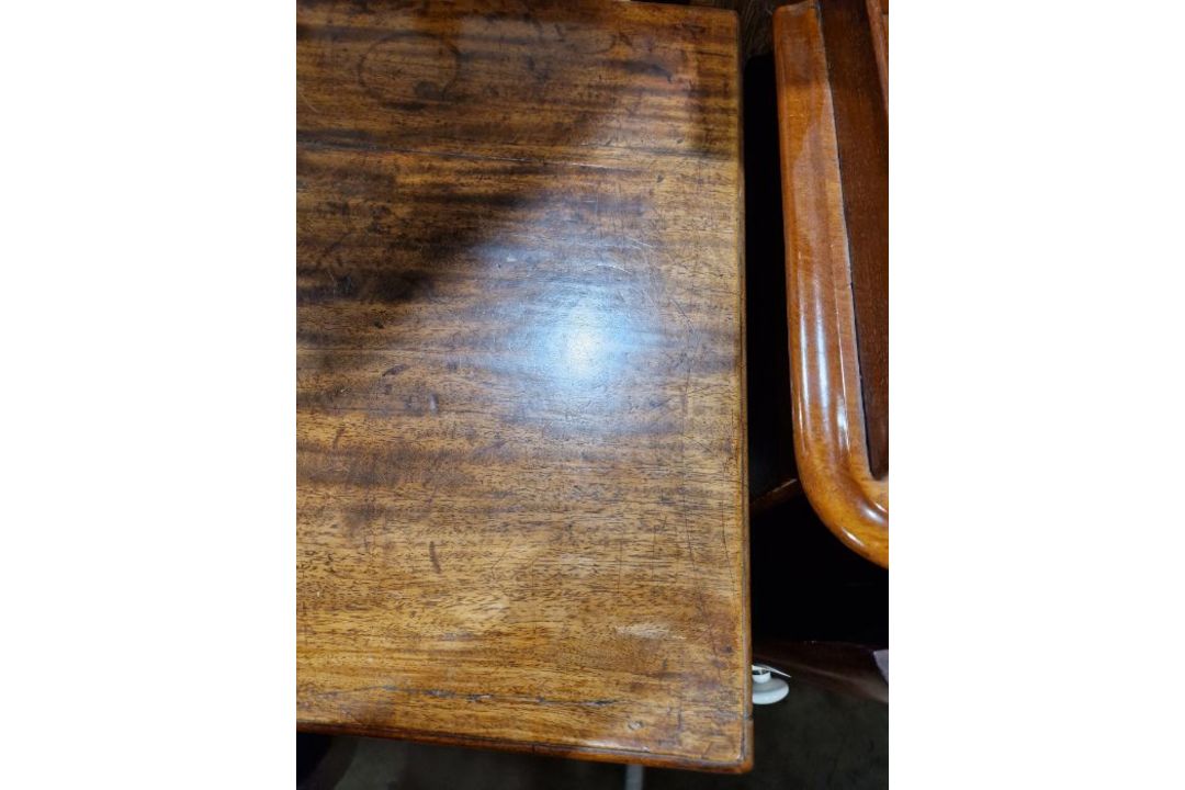 Mahogany foldover top card table with D-mould edge, having concertina action opening to 91cm - Image 8 of 21