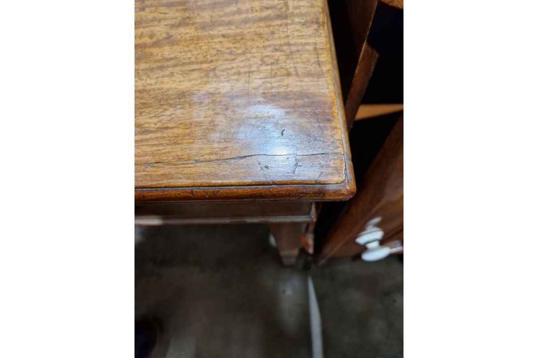 Mahogany foldover top card table with D-mould edge, having concertina action opening to 91cm - Image 7 of 21