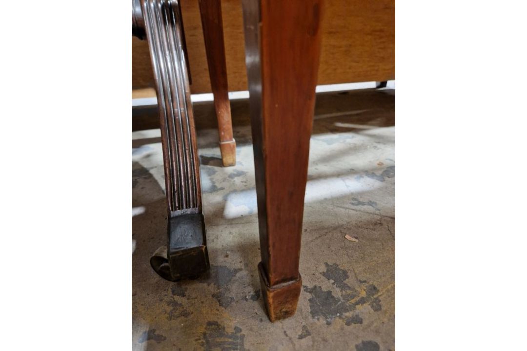 Mahogany foldover top card table with D-mould edge, having concertina action opening to 91cm - Image 13 of 21