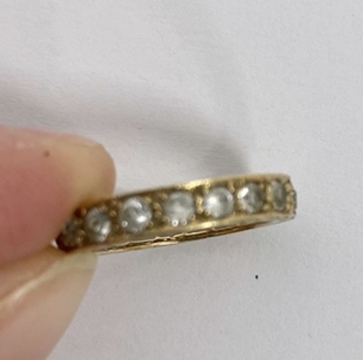 9ct gold oval pendant engraved with tree, on 9ct gold chain, 6g total approx., a 9ct gold lady's - Image 3 of 3