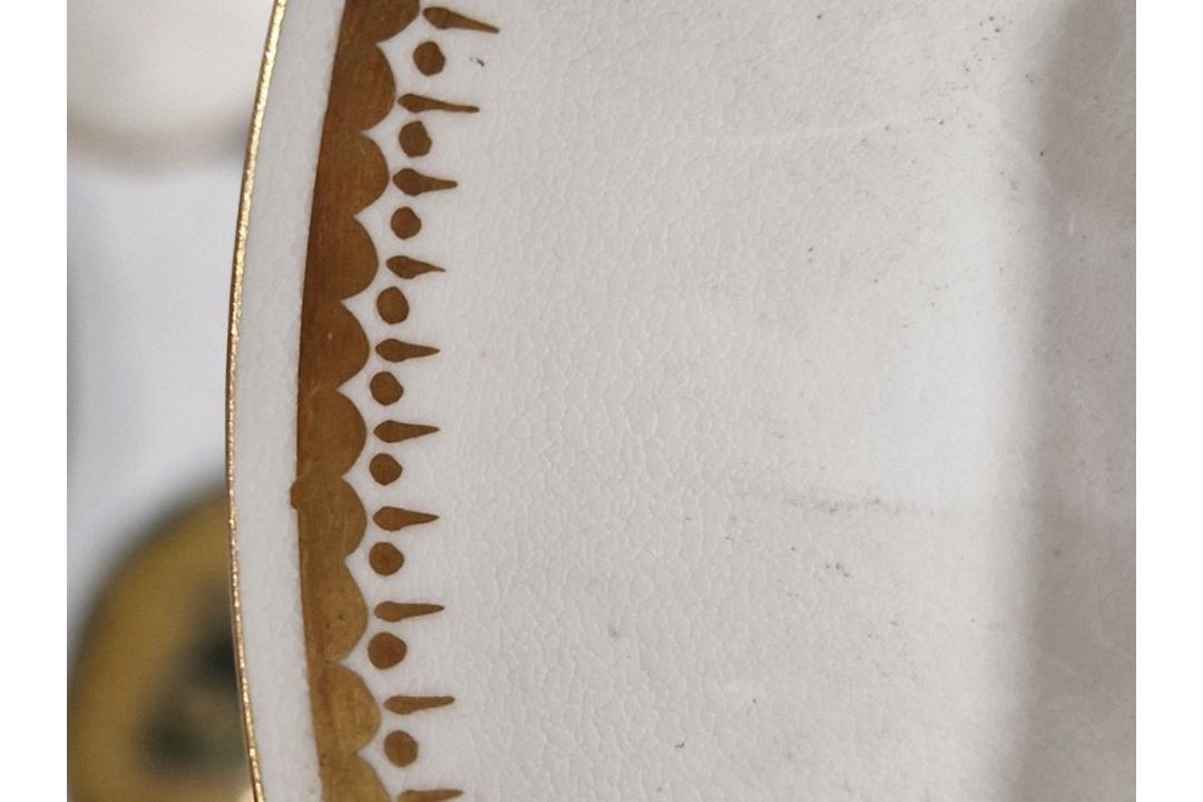Collection of English and Continental pottery and porcelain, three Mintons pierced dessert plates - Image 17 of 35