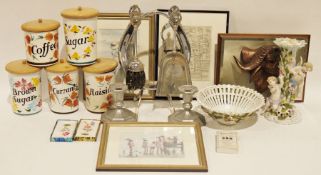 Assorted ceramics and glass to include a mixing bowl, Denby-style cereal bowls, glass dish,