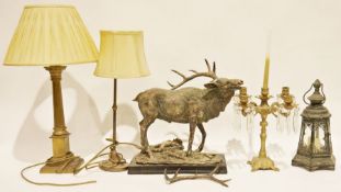 Brass table lamp in the form of a Corinthian column on a plinth, another small brass table lamp, a