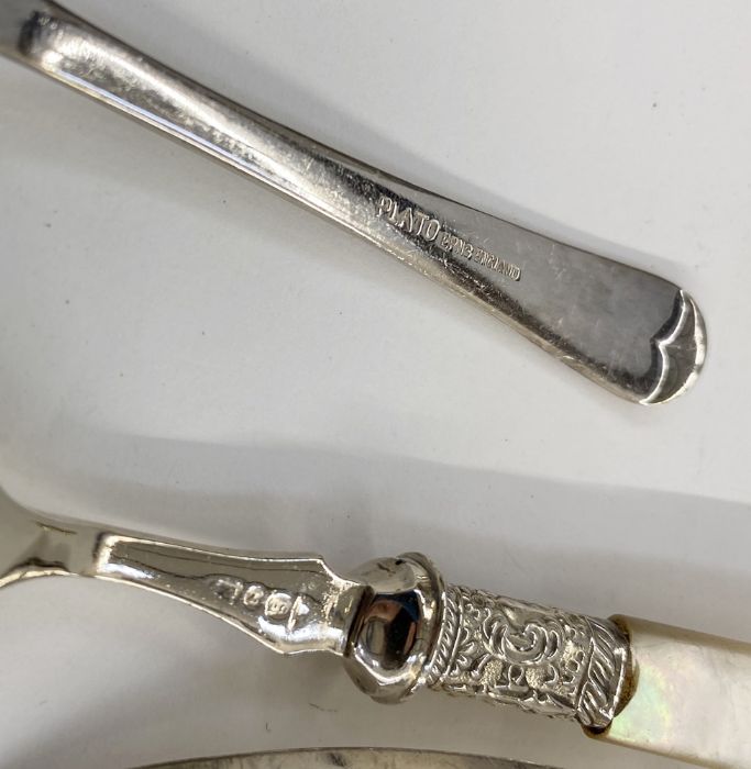 Assorted silver-plated items to include cruet set, sugar tongs, sugar shaker, jam spoons, dessert - Image 6 of 8