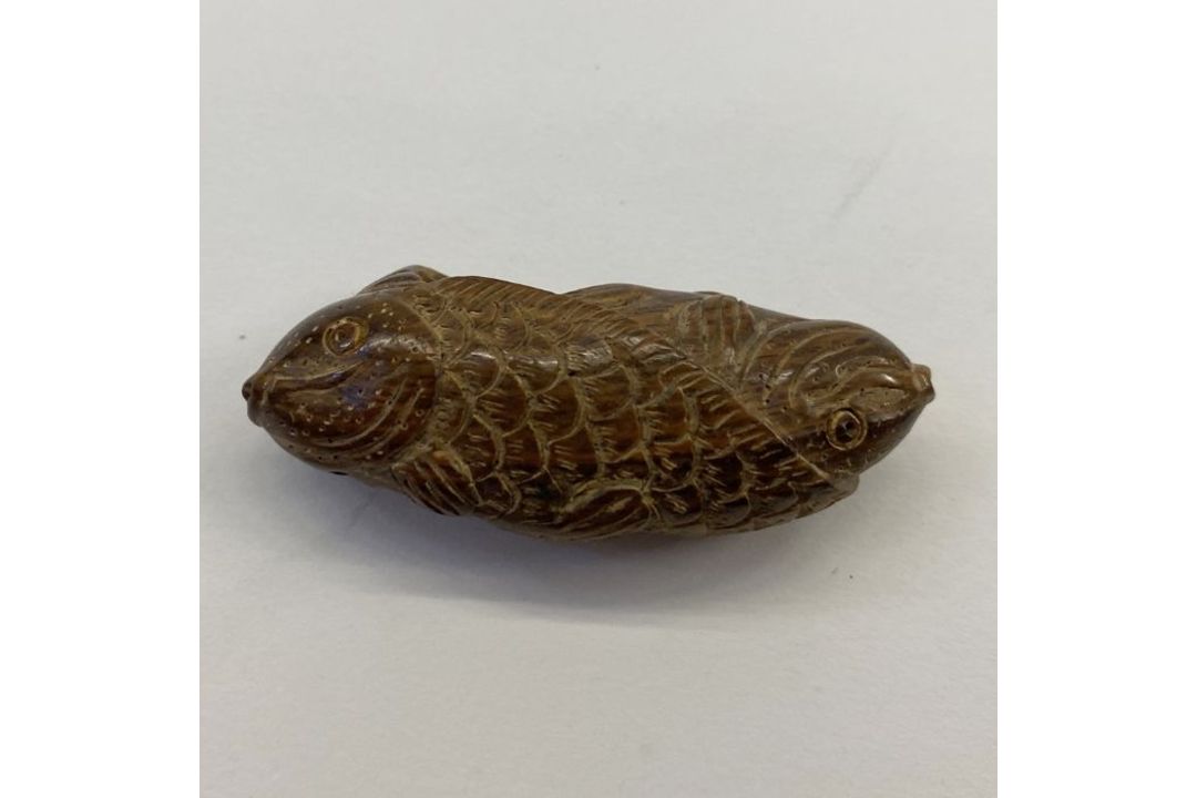 Japanese carved wood netsuke in the form of a seated foal, 4cm high and another in the form of a - Image 4 of 5