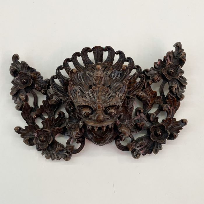 Chinese carved hardwood wall mask in the form of a grotesque Qilin, having carved feather and - Image 6 of 10