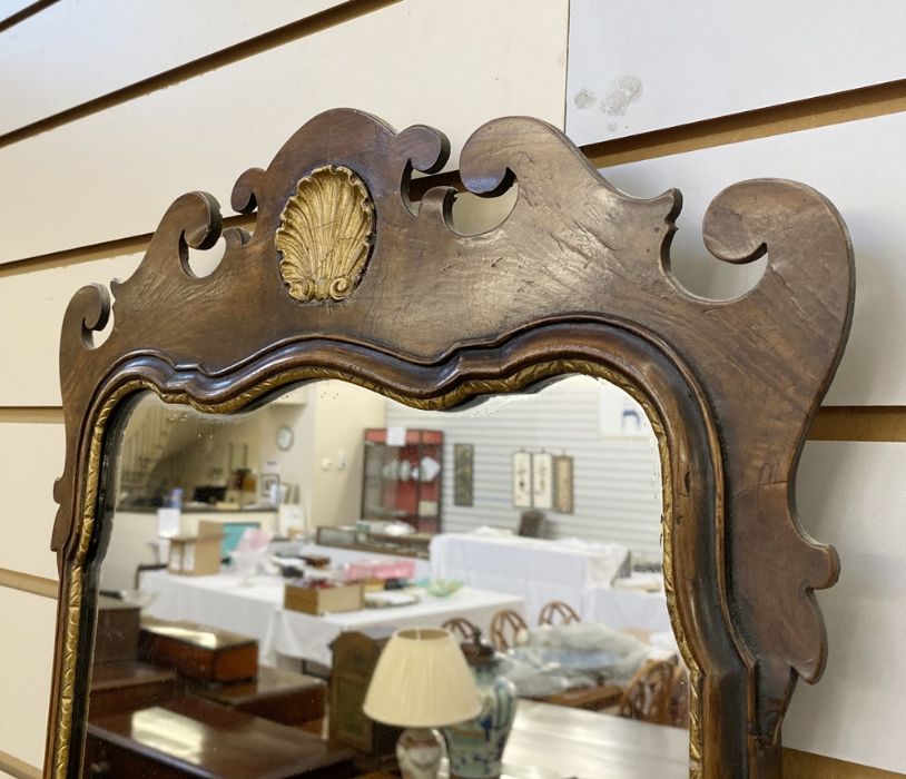 Chippendale-style gilt and mahogany wall mirror, having scroll pediment, with gilt shell decoration, - Image 4 of 4
