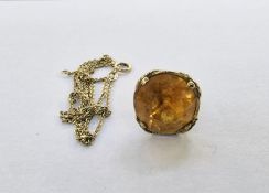 Modern 9ct gold and citrine-coloured stone fob with scroll mounts and fine gold oval link chain, the