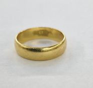22ct gold wide wedding band, 4.4g approx.