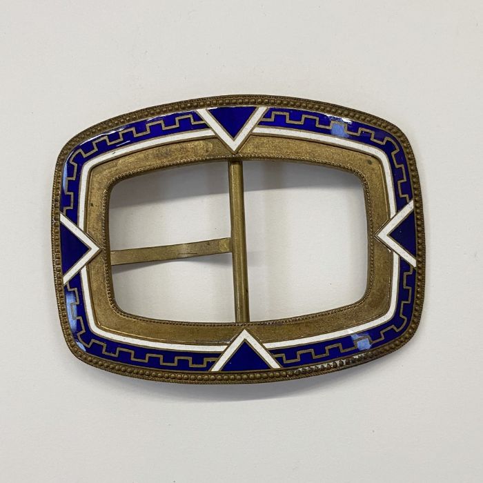 Edwardian belt buckle, oval and guilloche enamel with white enamel beaded inner rim and gilt- - Image 3 of 4