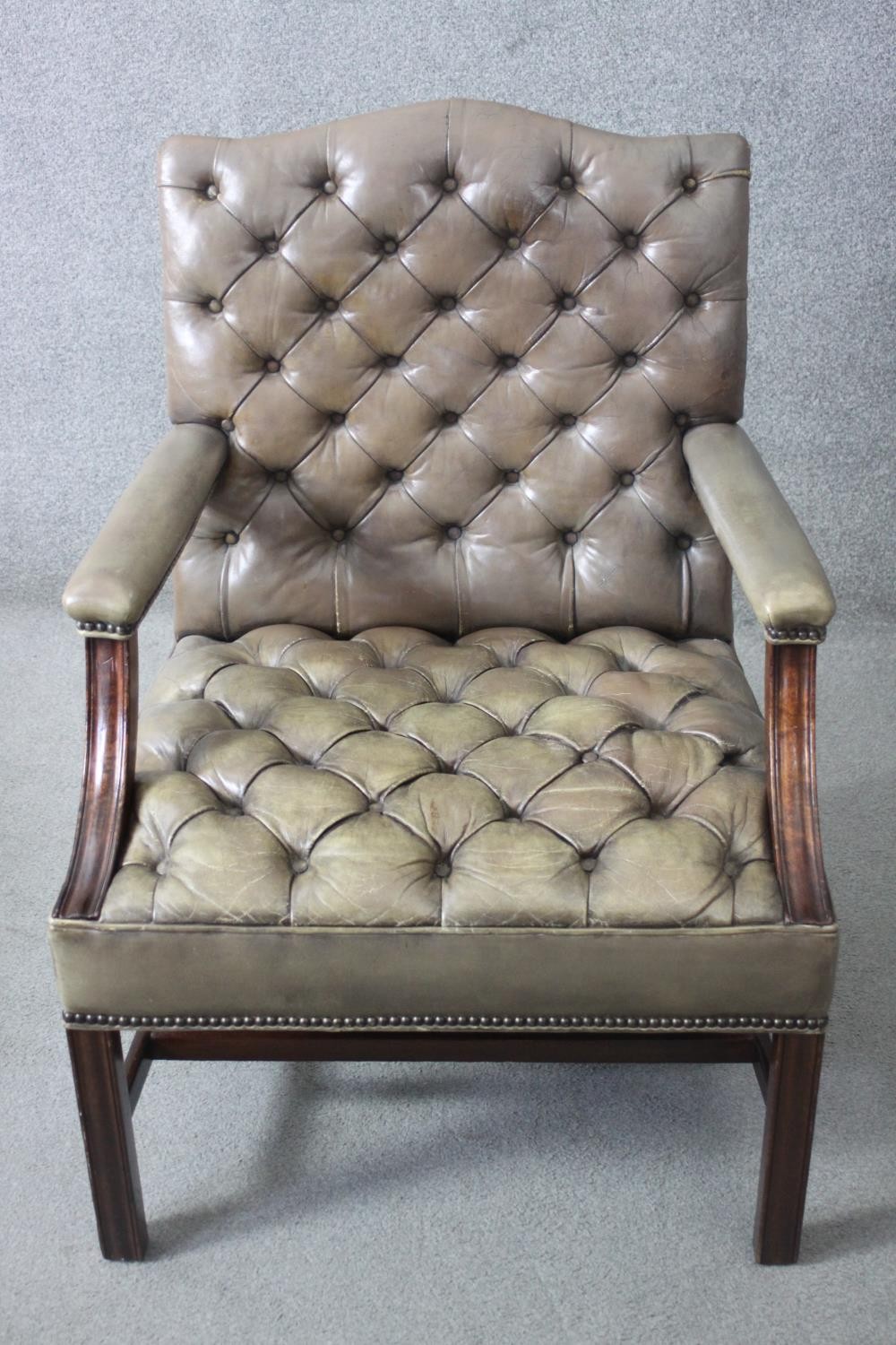 A pair of vintage Gainsborough style library armchairs in deep buttoned and studded leather - Image 4 of 8