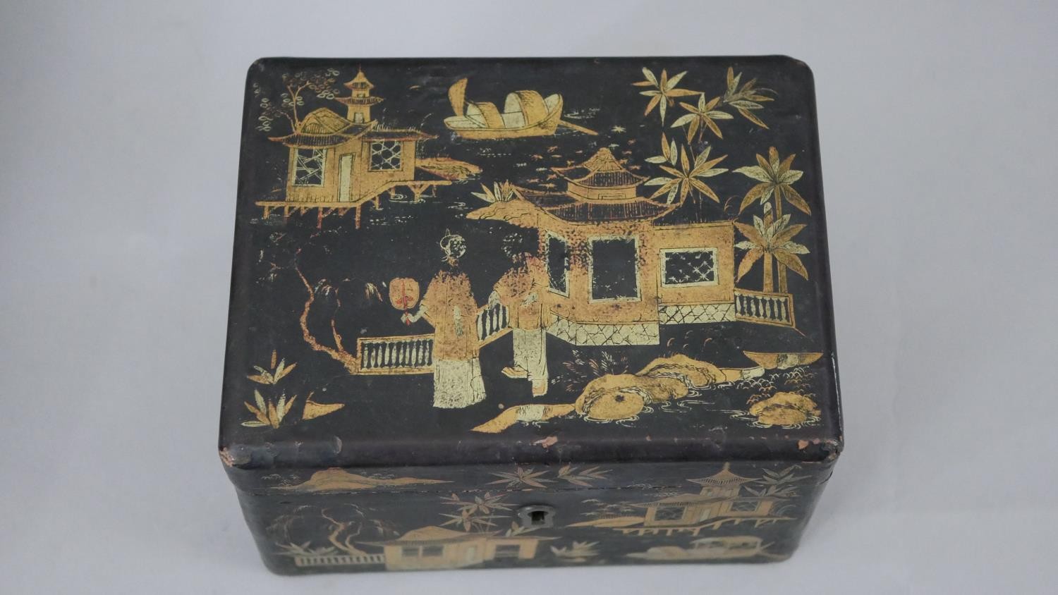 Two Japanese gilded lacquered boxes. One a tea caddy with partitions decorated with a village - Image 5 of 8