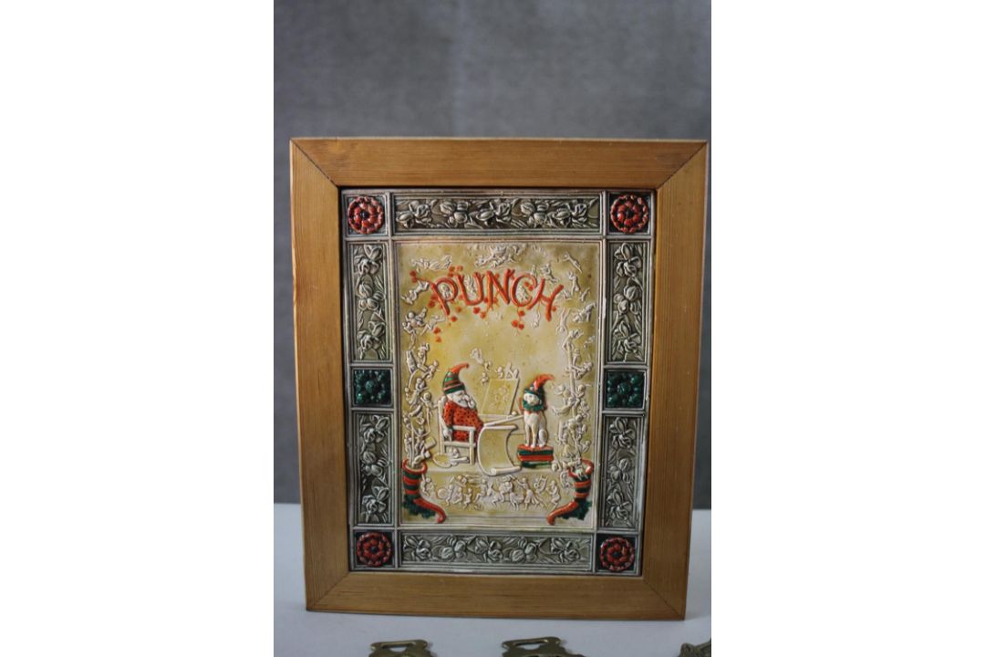 A framed painted plastic tile effect picture of Punch and Judy along with two horse brasses and fire - Image 2 of 9