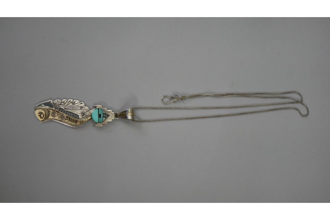 A collection of Native American turquoise jewellery with a yellow suede pouch. Including two - Image 6 of 8