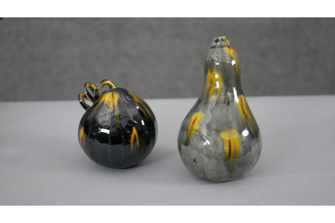 Kevin de Choisy (born 1954)- A studio pottery gourd teapot with four glazed ceramic gourds, three by - Image 3 of 5