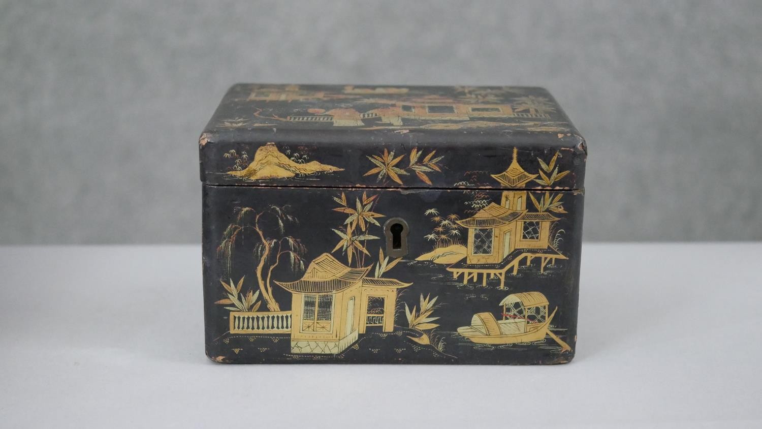 Two Japanese gilded lacquered boxes. One a tea caddy with partitions decorated with a village - Image 3 of 8