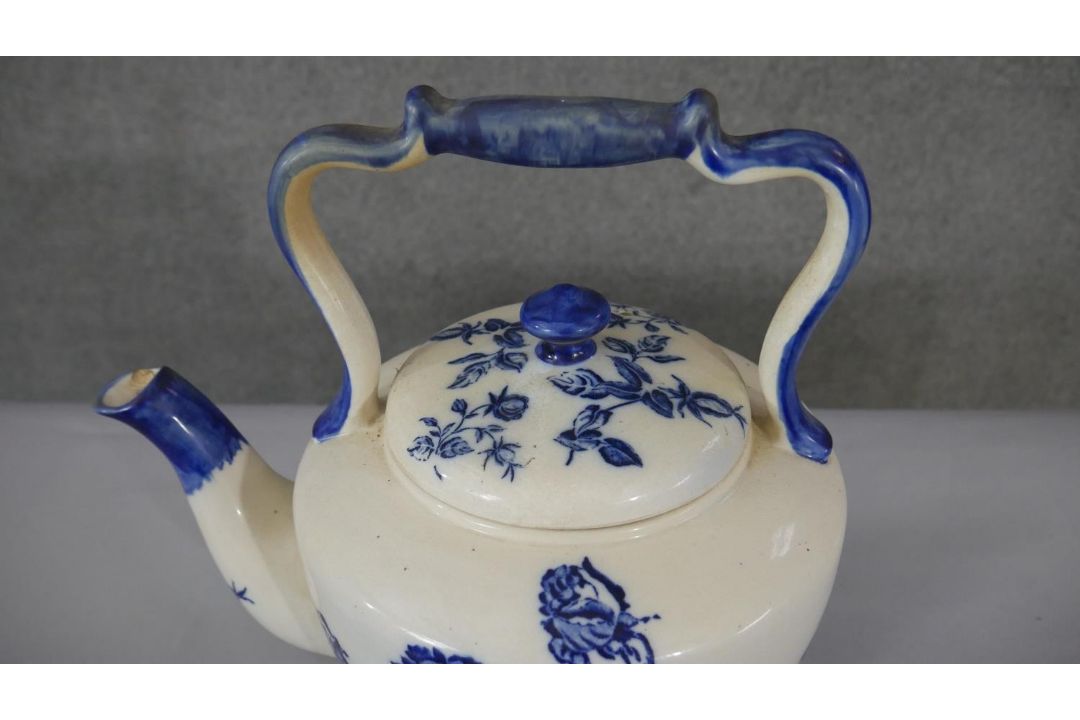 A blue and white Staffordshire ironstone tea pot, rose design along with a hand painted floral - Image 3 of 8