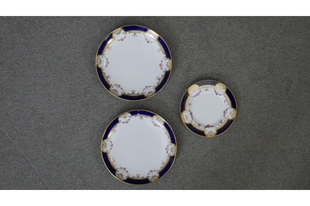 A Crown Staffordshire fine china royal blue and gold twelve person hand painted part tea set. - Image 4 of 6