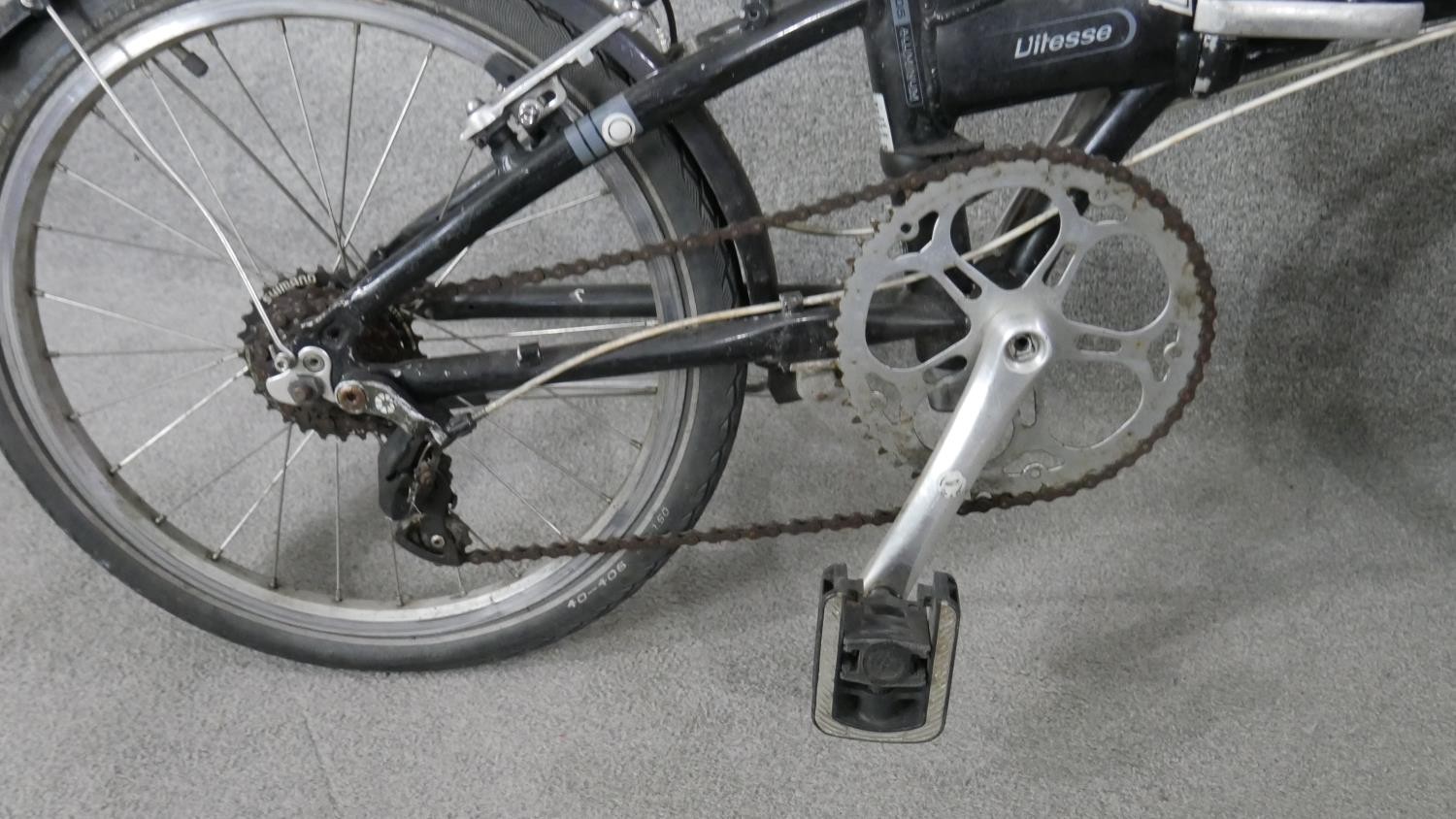 A Dahon Vitesse 7005 Aluminium folding bike. - Image 9 of 9
