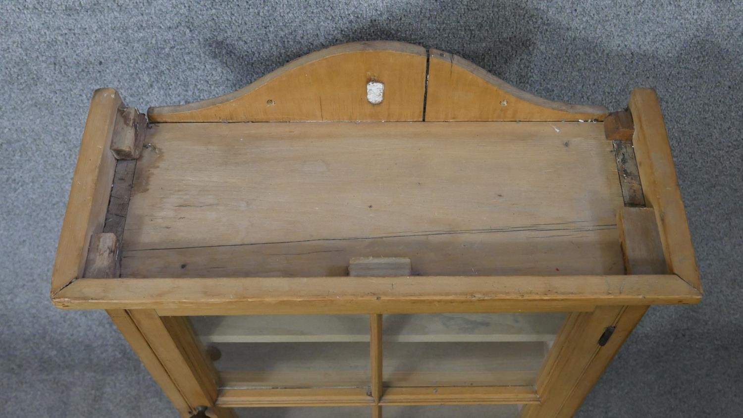 A pine wall hanging cabinet with glazed door. H.67 D.54 D.22cm - Image 3 of 8