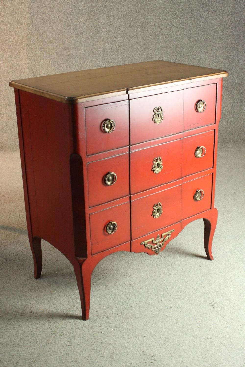 Commode chest, contemporary Louis XV style lacquered finish. H.79 W.70 cm. - Image 3 of 6