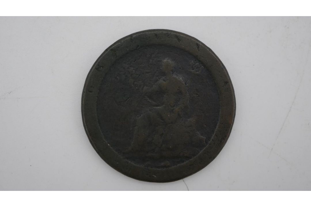 Two 18th century bronze cartwheel pennies. One dated 1707. - Image 5 of 6