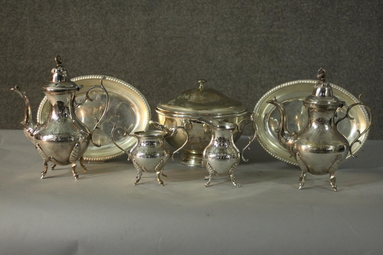 A Victorian silver plated tea and coffee set, including coffee pot, tea pot, sugar bowl, milk jug - Image 2 of 8