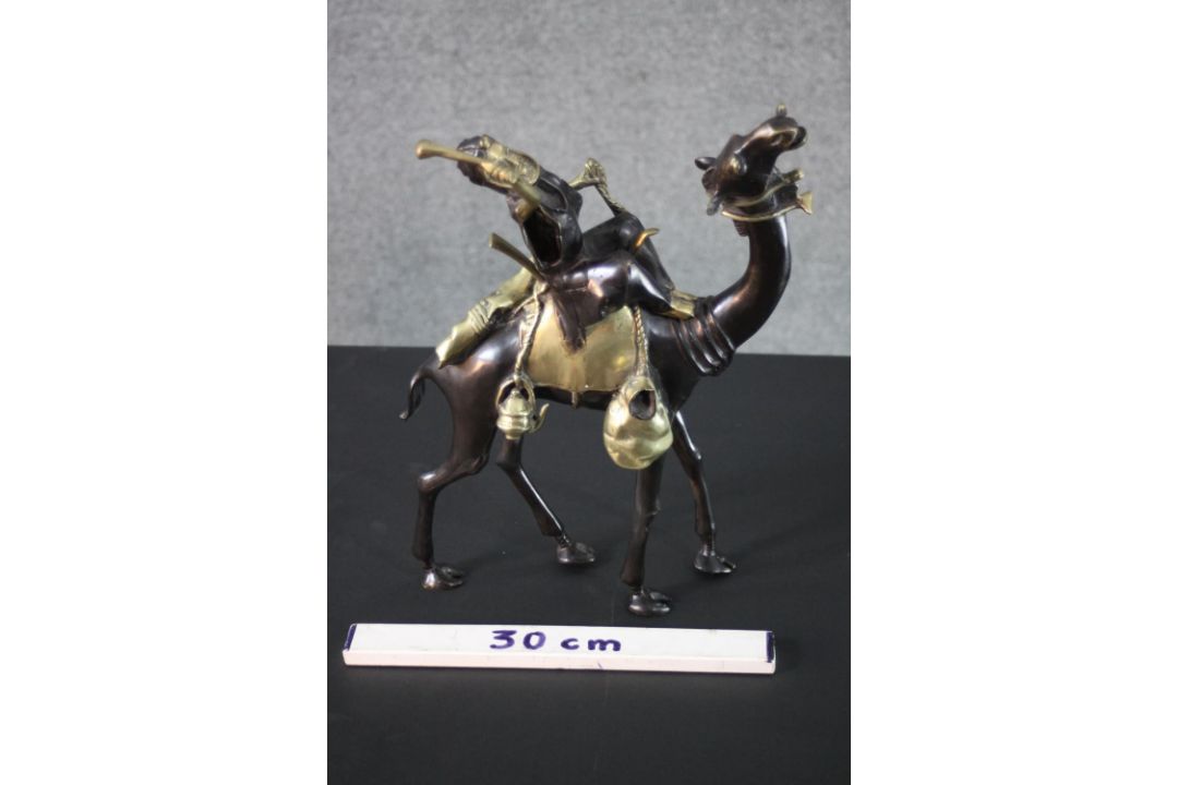 A West African hand made bronze sculpture from Burkina Faso of a camel and rider. Blackened to - Image 6 of 6