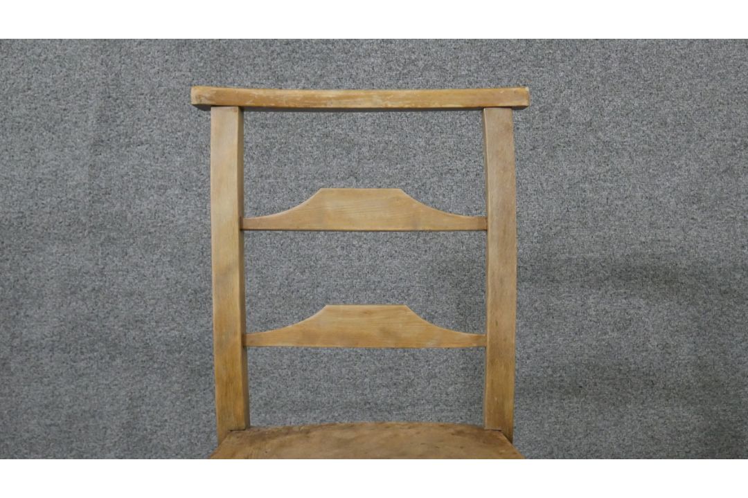 A set of six 19th century rustic pine kitchen chairs, with ladder back, over an elm seat, the legs - Image 3 of 6