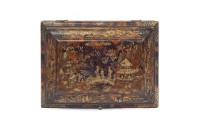 A FINE 18TH CENTURY CHINOISERIE DECORATED AND FAUX TORTOISESHELL PAINTED BOX