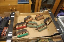 SEVEN UNBOXED VINTAGE MECCANO HORNBY 'O' GAUGE COACH CARRIAGES to include (3 x Viking, 2 x Martorie,