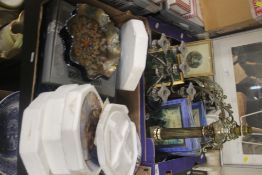 TWO TRAYS OF SUNDRIES TO INCLUDE CARNIVAL GLASS, PICTURE PLATES, ETC (TRAYS NOT INCLUDED)