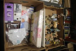 TWO TRAYS OF CERAMICS TO INCLUDE LILIPUT LANE COTTAGES ETC (TRAYS NOT INCLUDED)