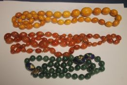 ANTIQUE HARDSTONE BEAD NECKLACES AND AN AMBER STYLE EXAMPLE (3)