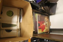 A COLLECTION OF RECORDS TO INCLUDE STEVIE WONDER, THIN LIZZIE, HAWK WIND, ALICE COOPER, BLACK