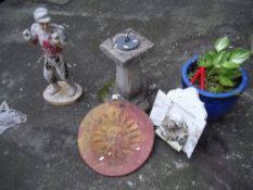 A SELECTION OF GARDEN ORNAMENTS TO INCLUDE A CONCRETE SUN DIAL A CERAMIC GARDEN PLANTER POT AND