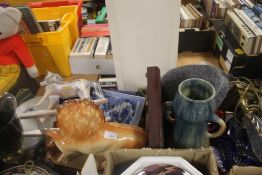 TWO TRAYS OF ASSORTED CERAMICS (TRAYS NOT INCLUDED)