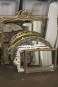 A QUANTITY OF ASSORTED MIRRORS TO INCLUDE GILT FRAMED EXAMPLES