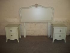 A MODERN BEDROOM SET COMPRISING OF 2 SERPENTINE FRONTED BEDSIDE CHEST OF DRAWERS AND A KING SIZE