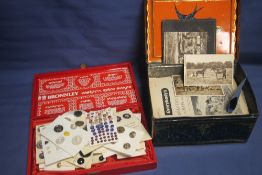 A TIN OF ASSORTED EPHEMERA TO INCLUDE POSTCARDS TOGETHER WITH A BOX OF BUTTONS
