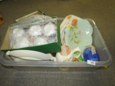 A QUANTITY OF ASSORTED CERAMICS TO INCLUDE ORIENTAL CHINA, WEDGWOOD ETC.