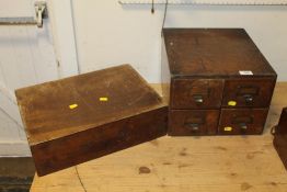 A VINTAGE OAK FOR DRAW INDEX CARD FILING BOX TOGETHER WITH A WOODEN LIDDED BOX (2)